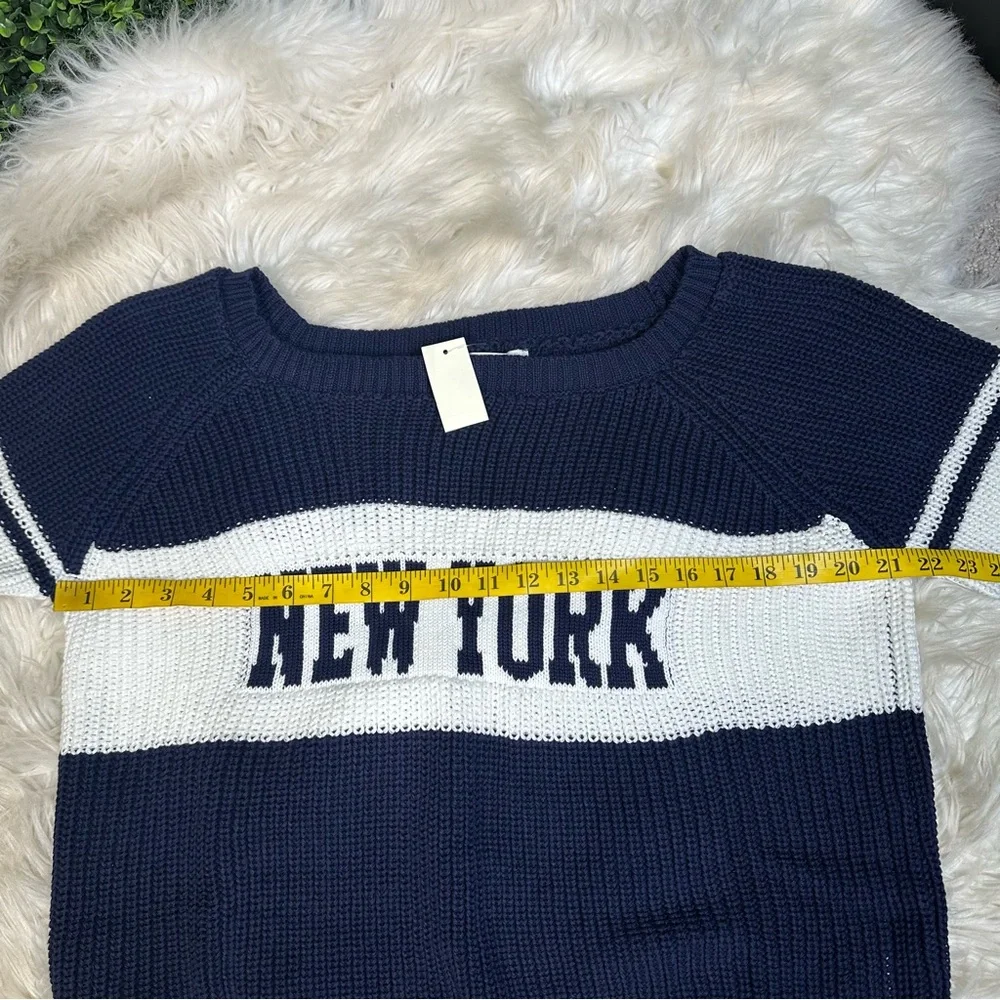 Nwt Aeropostale Navy and White‎ 'New York' spell out knit Sweater
